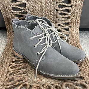 Bussola Booties EU 37/ US 7